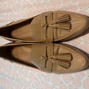 Tahari Tassel Loafers - size 9M